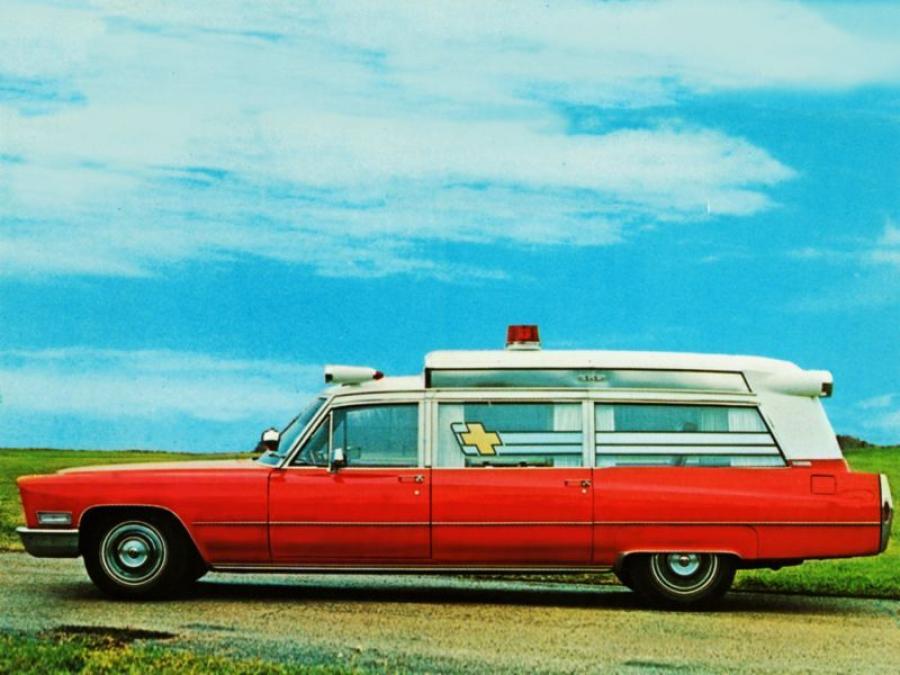  Cadillac Kensington Ambulance by Sayers & Scovill 1968 года  (фото 1 из 1)